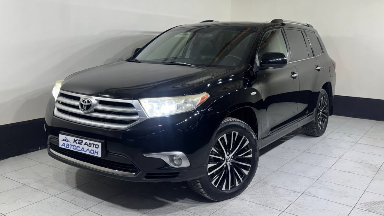TOYOTA  Highlander