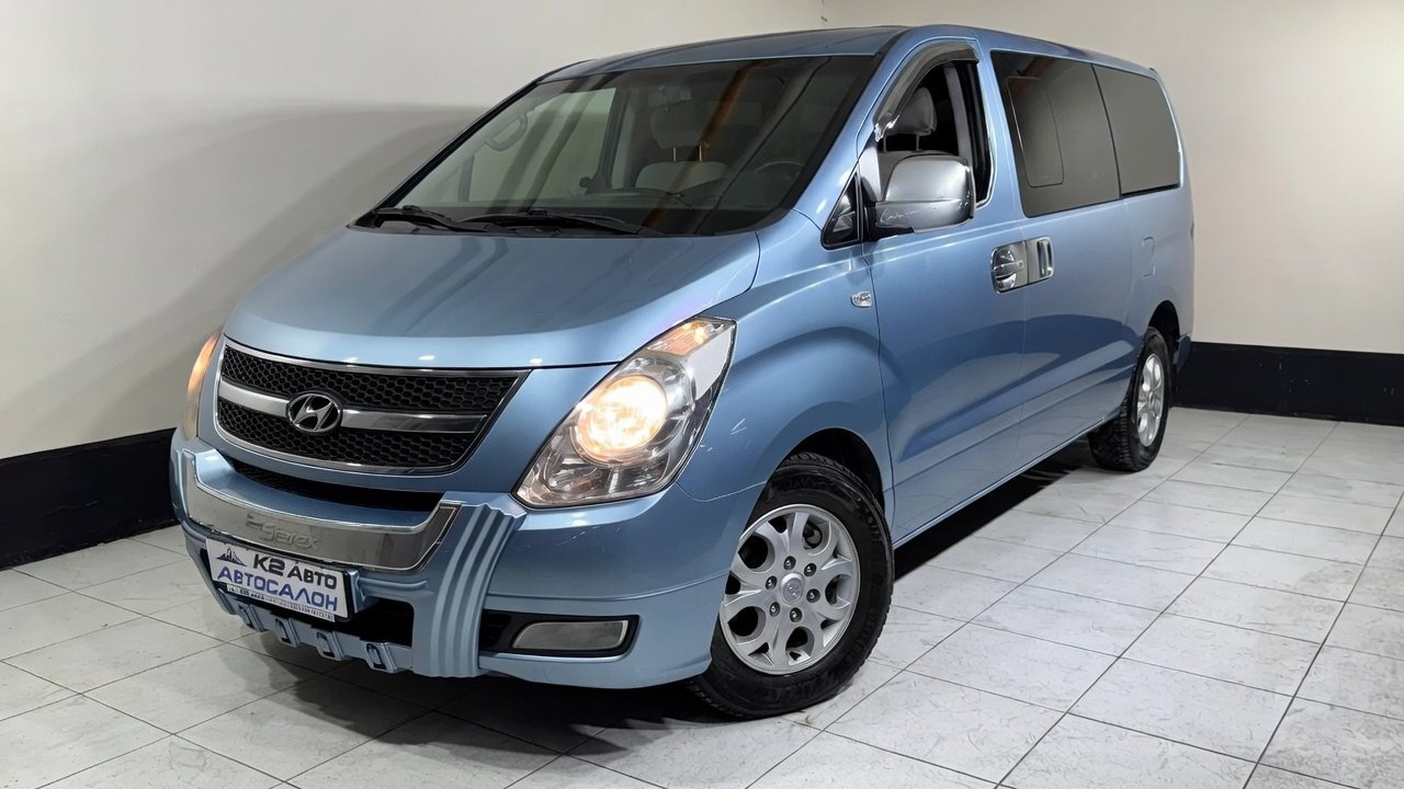 HYUNDAI GRAND STAREX