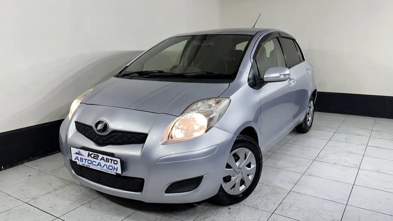 TOYOTA  VITZ