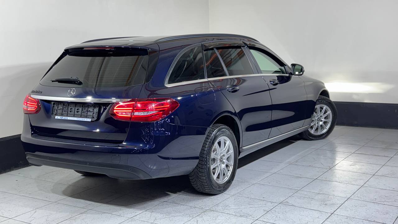 Mercedes-Benz C-Класс