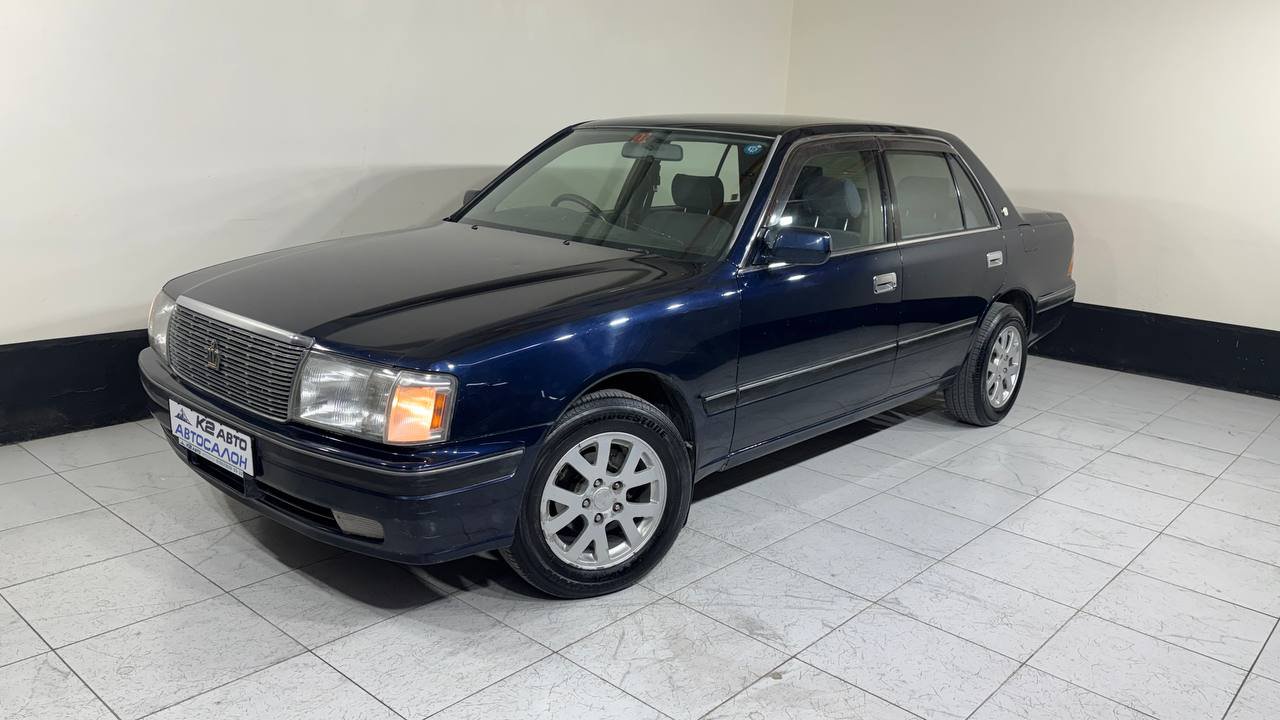 TOYOTA  CROWN