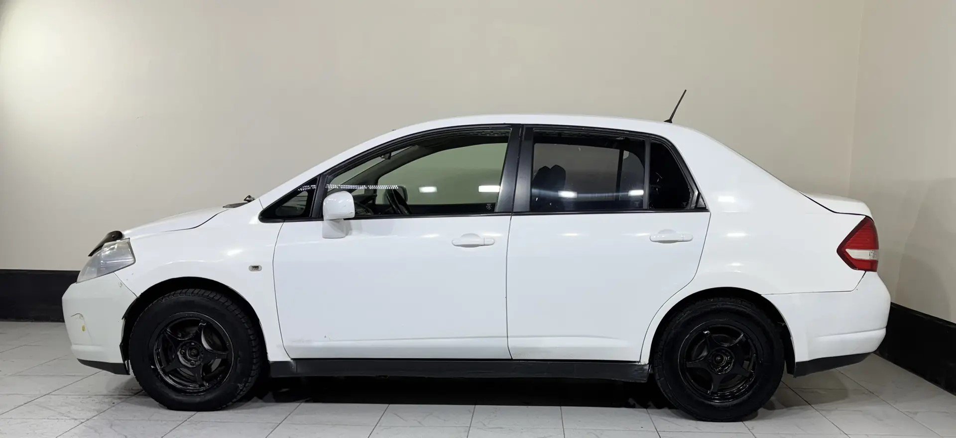 Nissan Latio