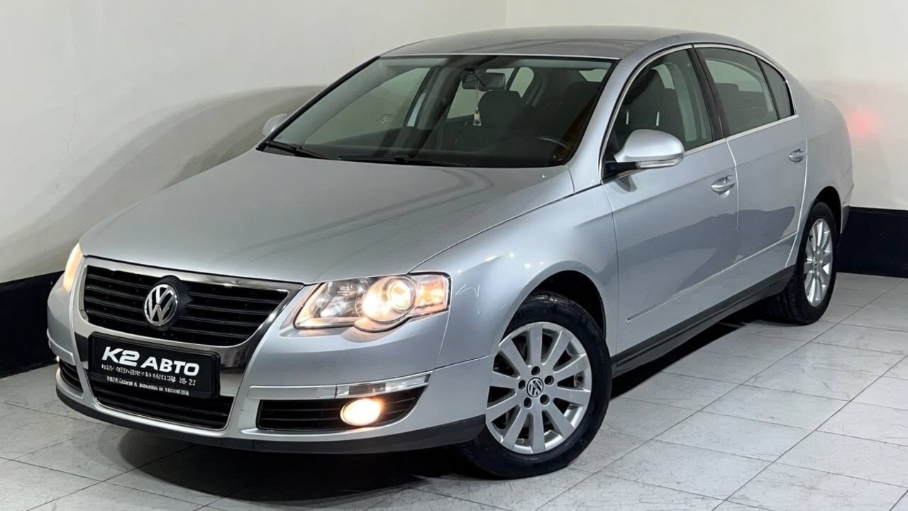 VOLKSWAGEN PASSAT