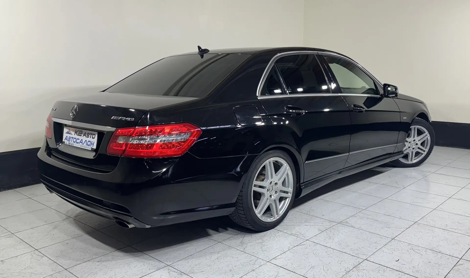 MERCEDES - BENZ E-Class