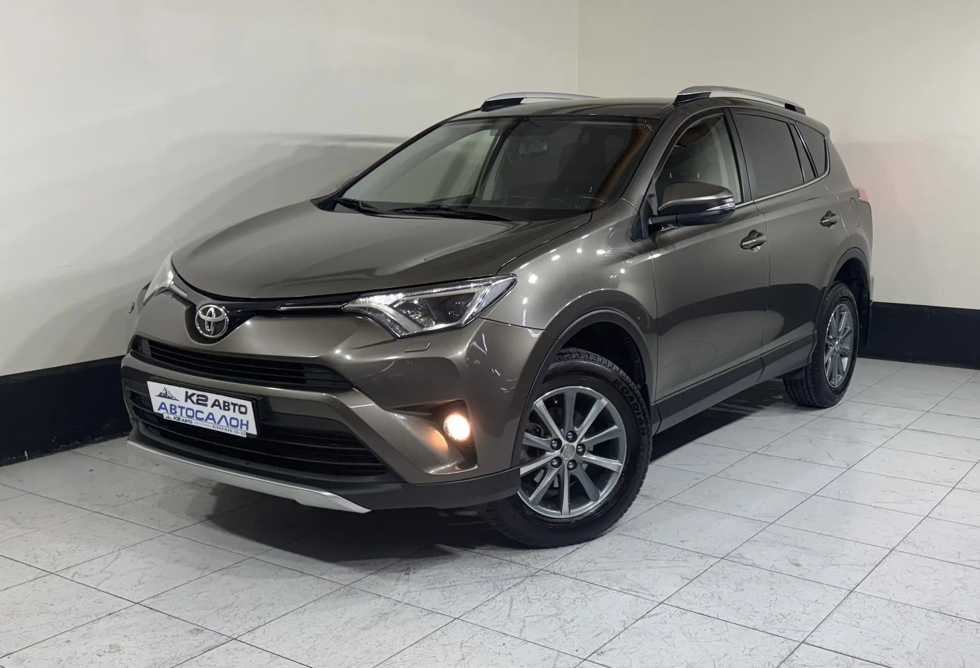 TOYOTA RAV4