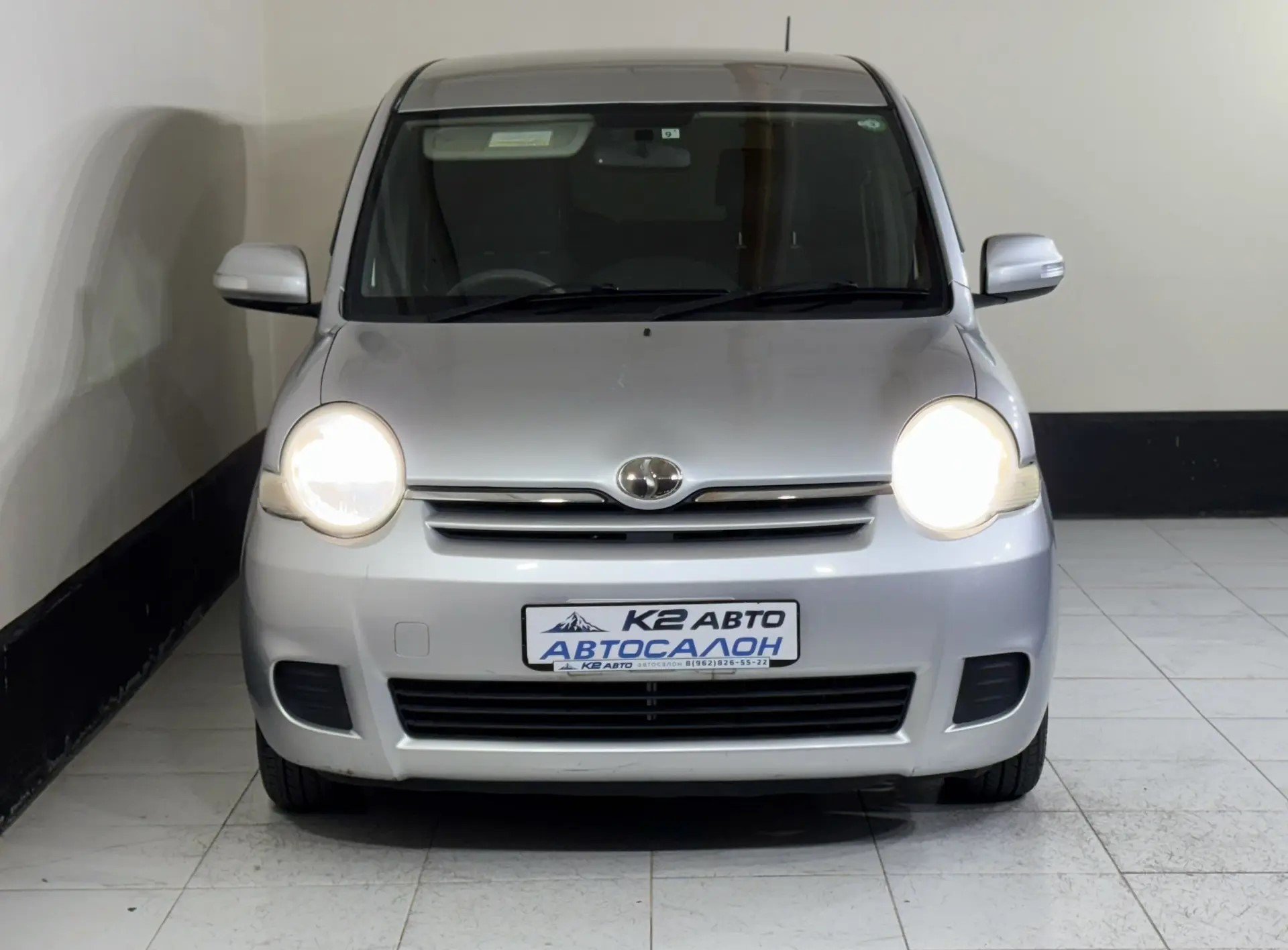 Toyota Sienta