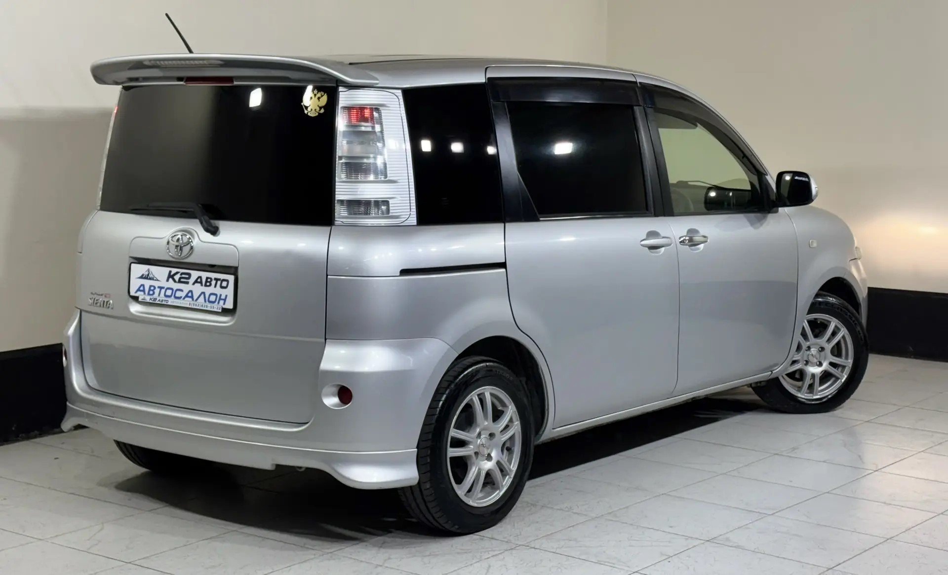 Toyota Sienta