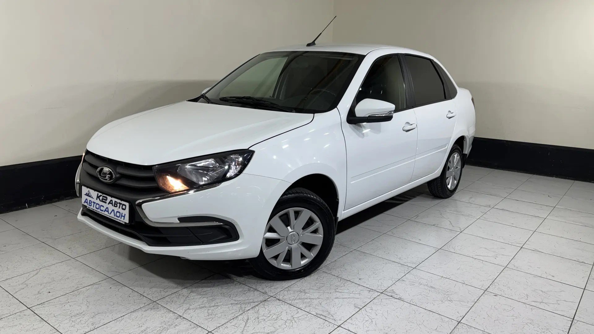 LADA GRANTA 219040