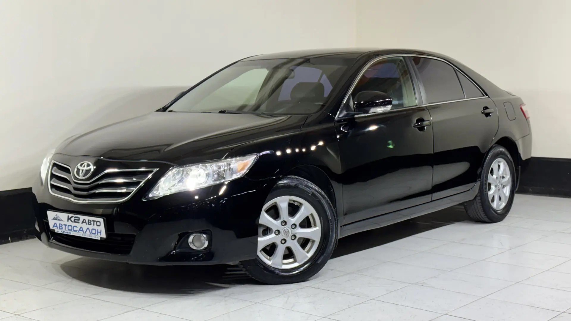 TOYOTA  CAMRY