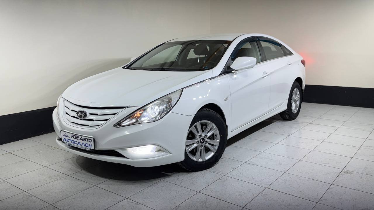 HYUNDAI SONATA