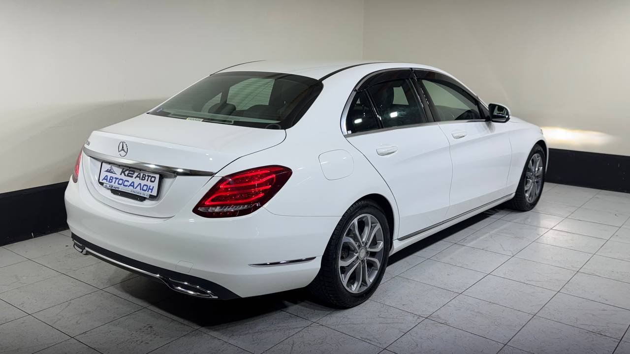 Mercedes-Benz C 180