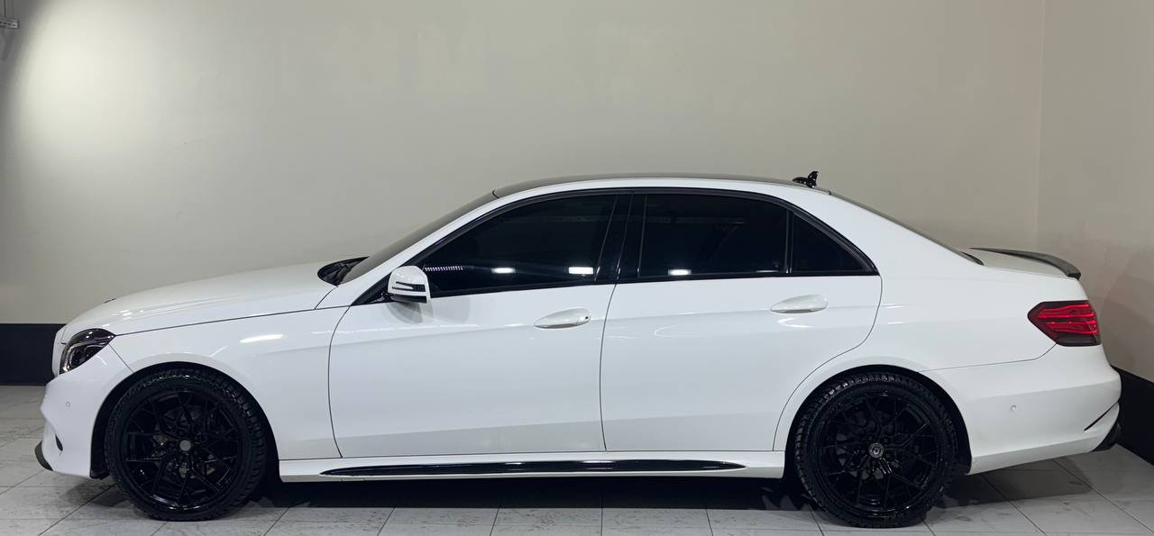Mercedes-Benz E 200