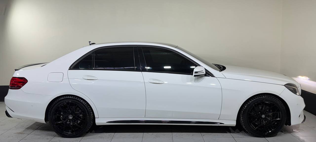 Mercedes-Benz E 200